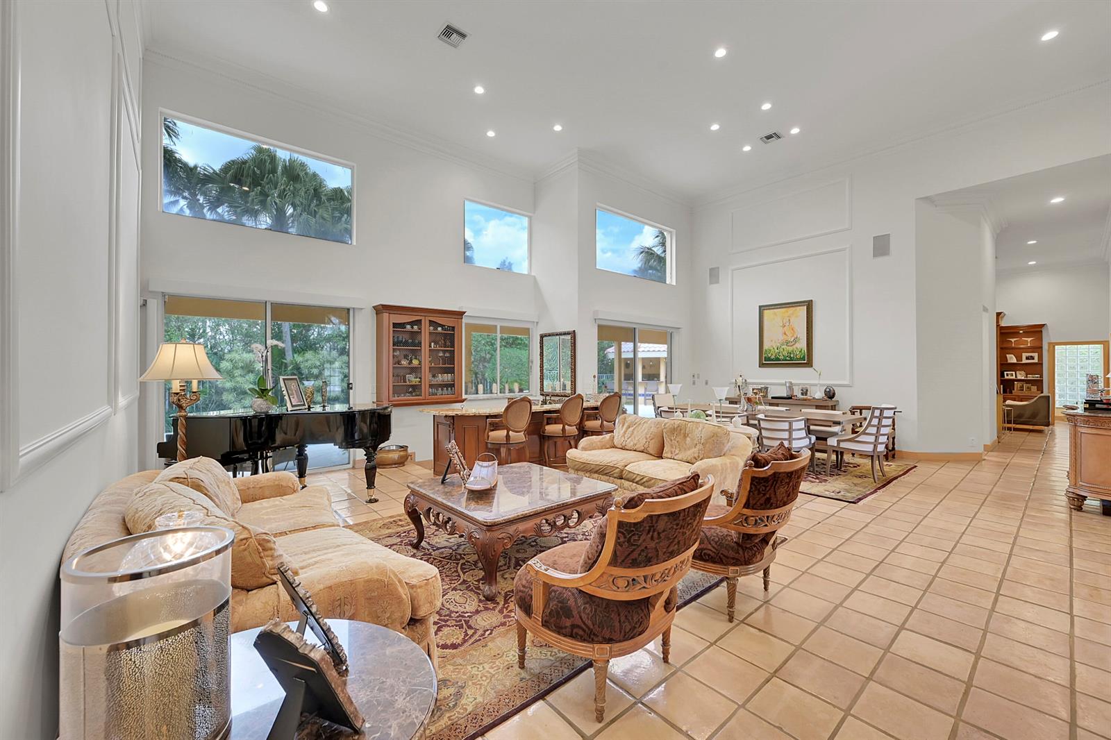 Spectacular Single Family Home